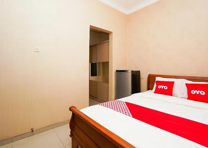 Oyo 1986 Airdas Surabaya